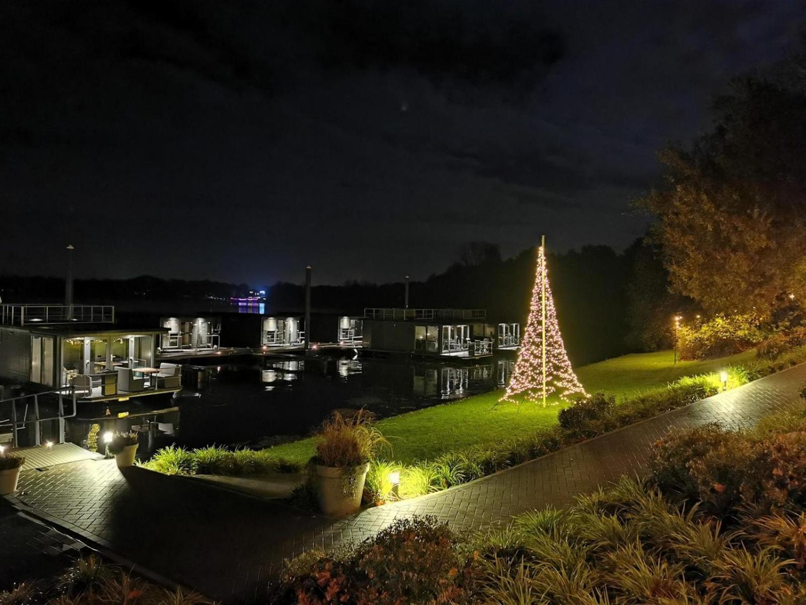 Houseboat Marina Mookerplas 4-6 Persons Plasmolen Екстериор снимка